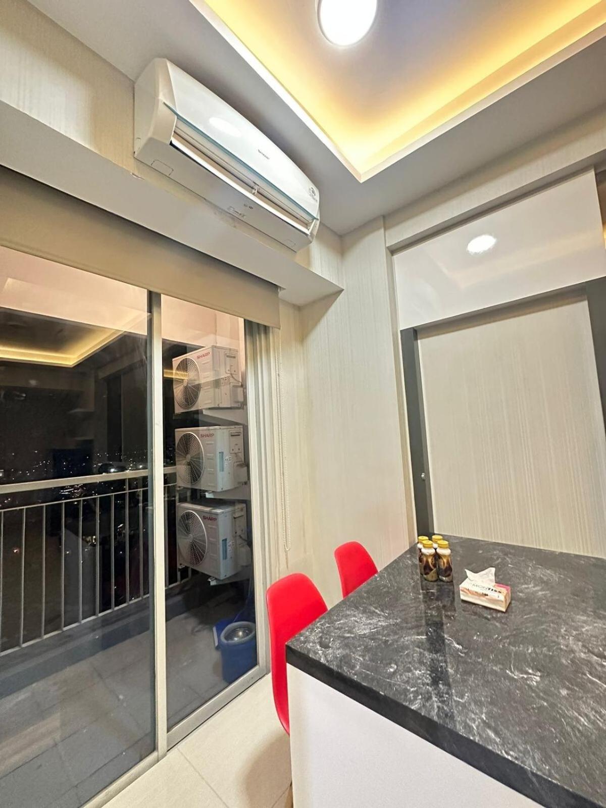 Pakuwonmall Anderson 2br By Host Surabaya