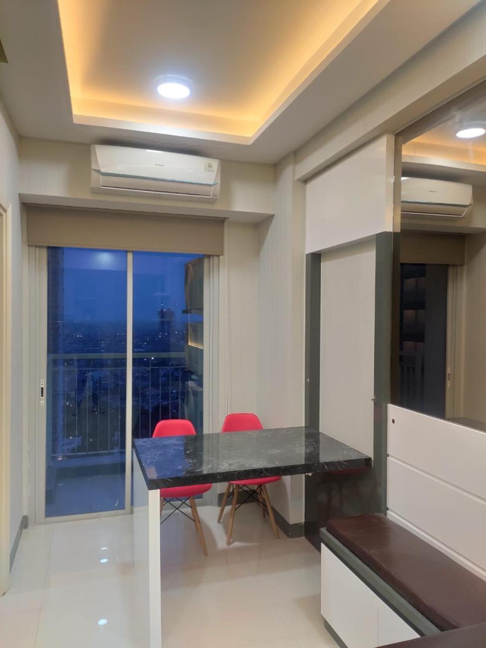 Pakuwonmall Anderson 2br By Host Surabaya
