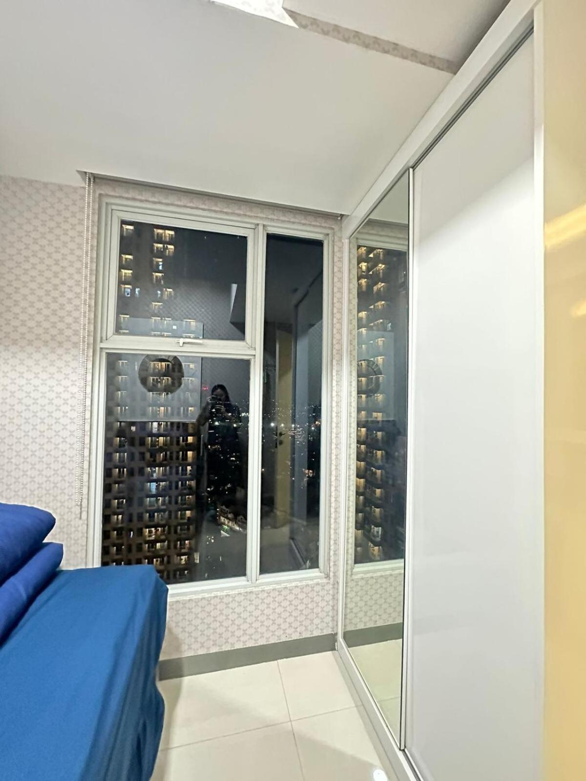 Pakuwonmall Anderson 2br By Host Apartemen *